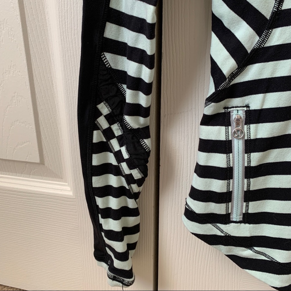 SOLD - Lululemon Run: Reflect Long Sleeve - Picture 6 of 8